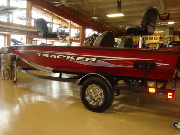 2021 Tracker Boats boat for sale, model of the boat is Pro Team 175 TXW® & Image # 1 of 15