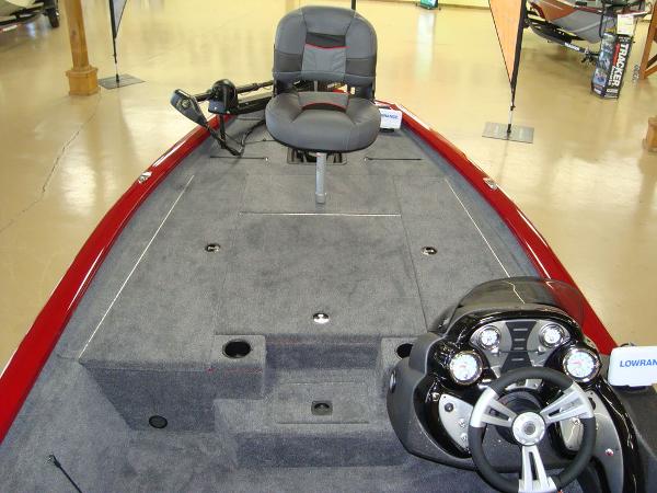 2021 Tracker Boats boat for sale, model of the boat is Pro Team™ 190 TX Tournament Ed. & Image # 9 of 16