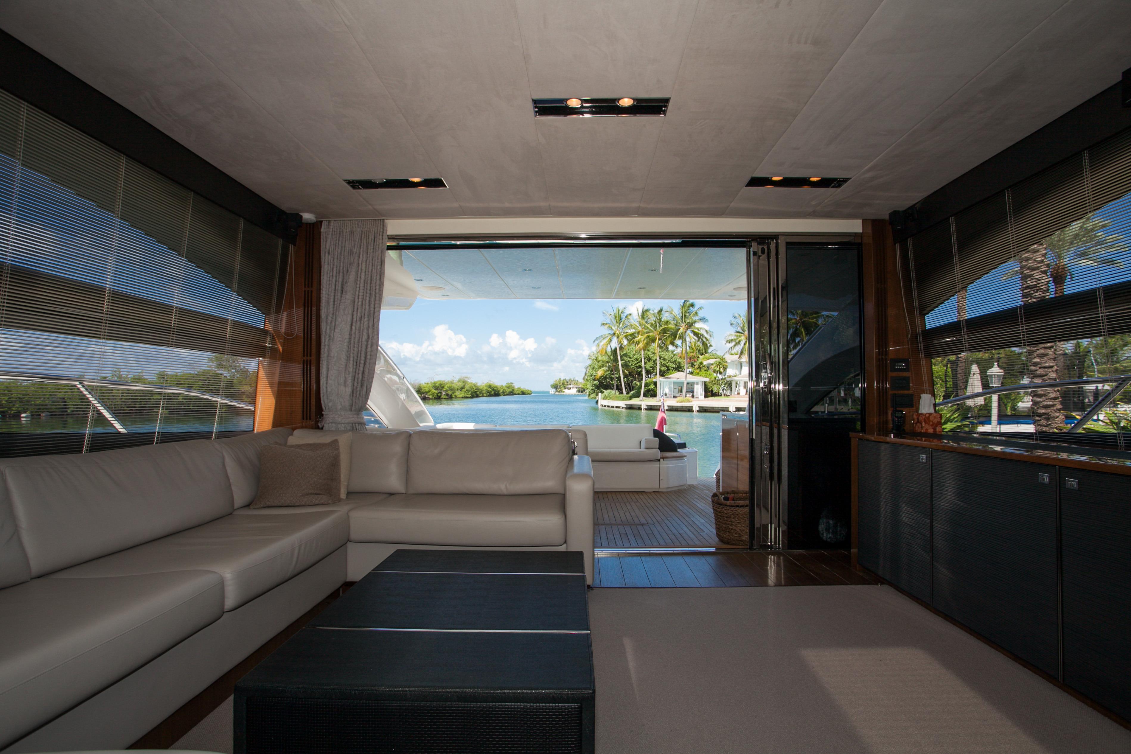 2013 Viking Yachts Princess V72 — 72FT Viking 2013