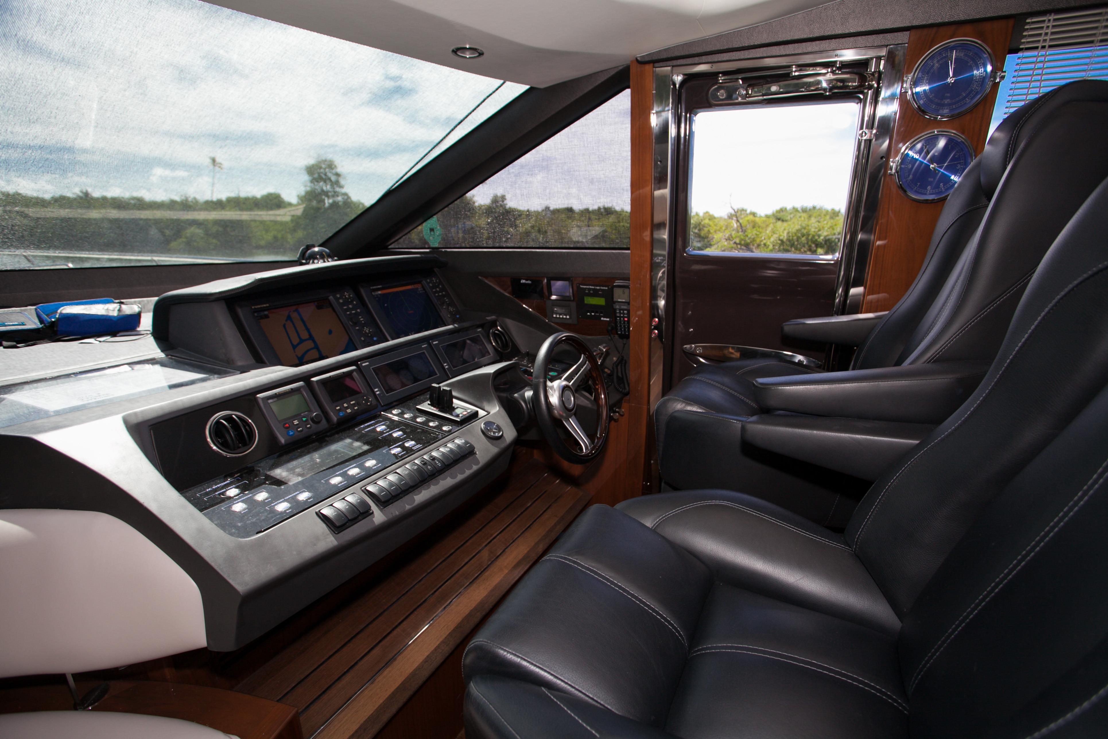 2013 Viking Yachts Princess V72 — 72FT Viking 2013