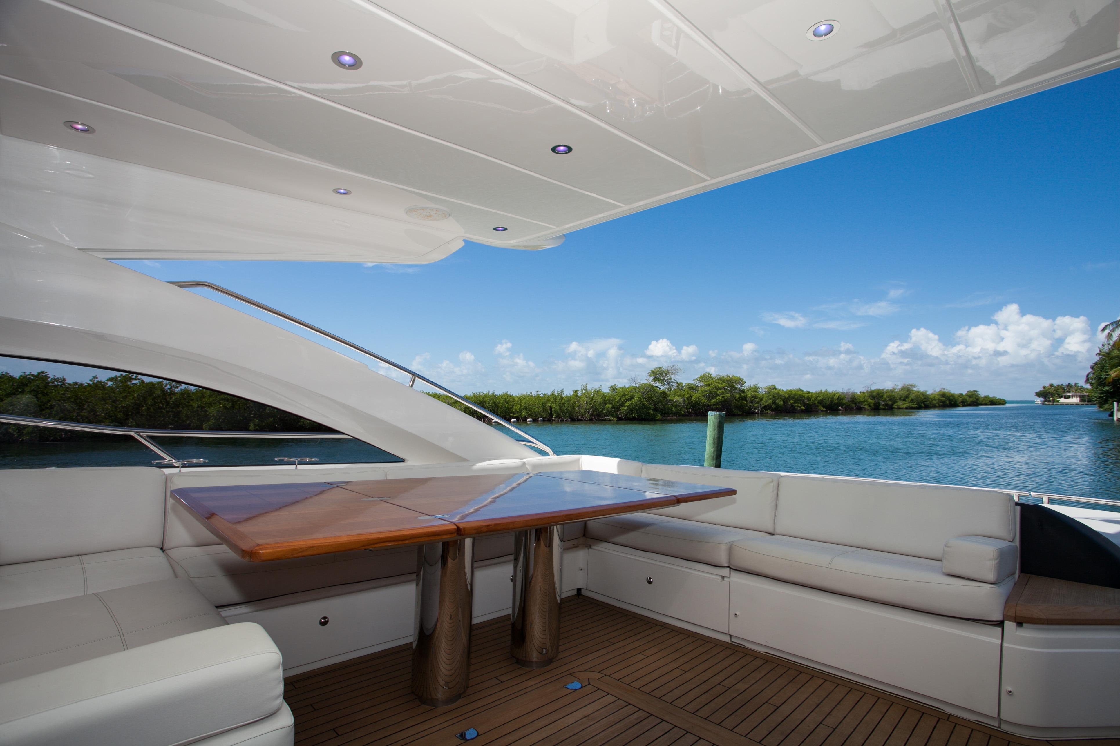 2013 Viking Yachts Princess V72 — 72FT Viking 2013