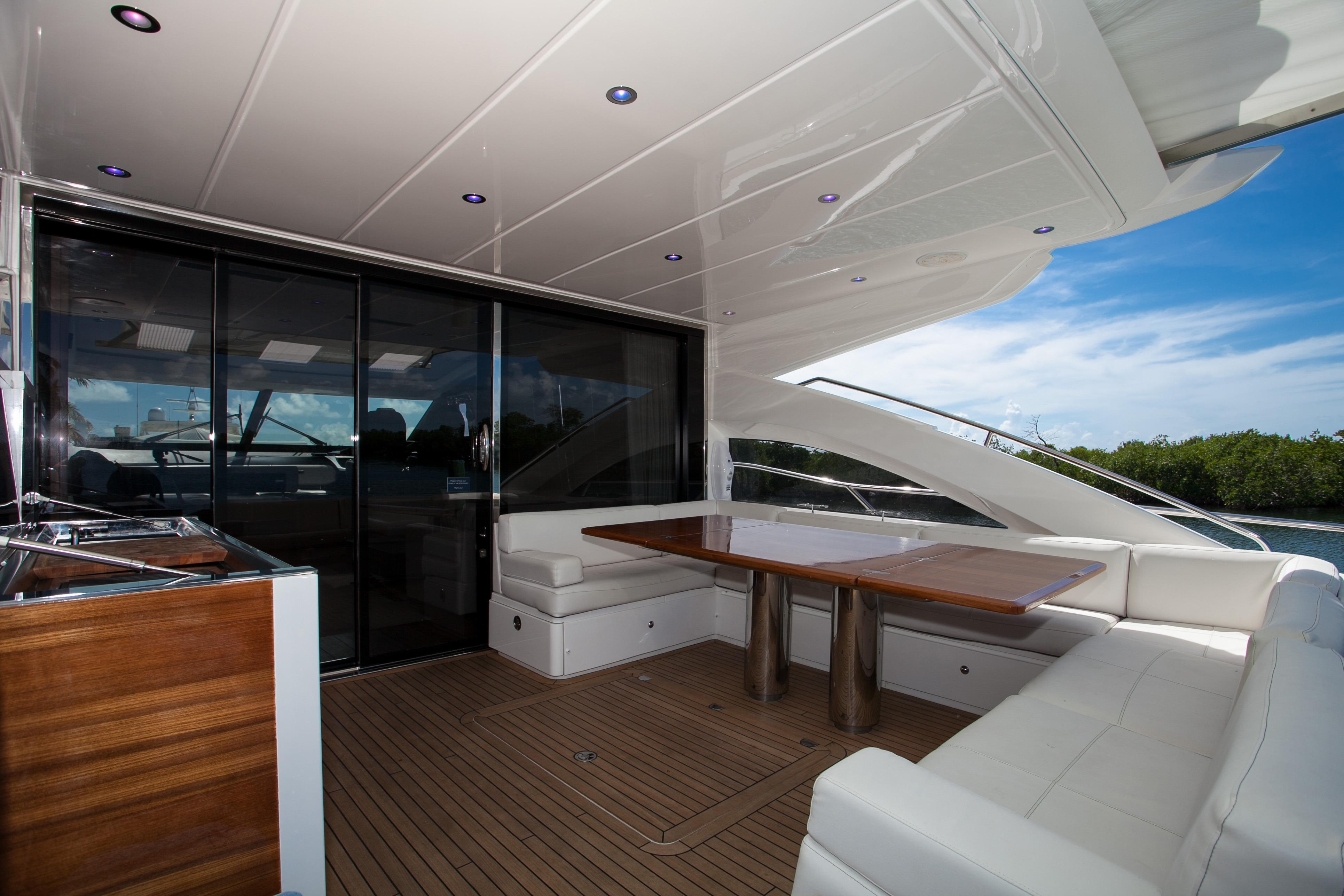 2013 Viking Yachts Princess V72 — 72FT Viking 2013
