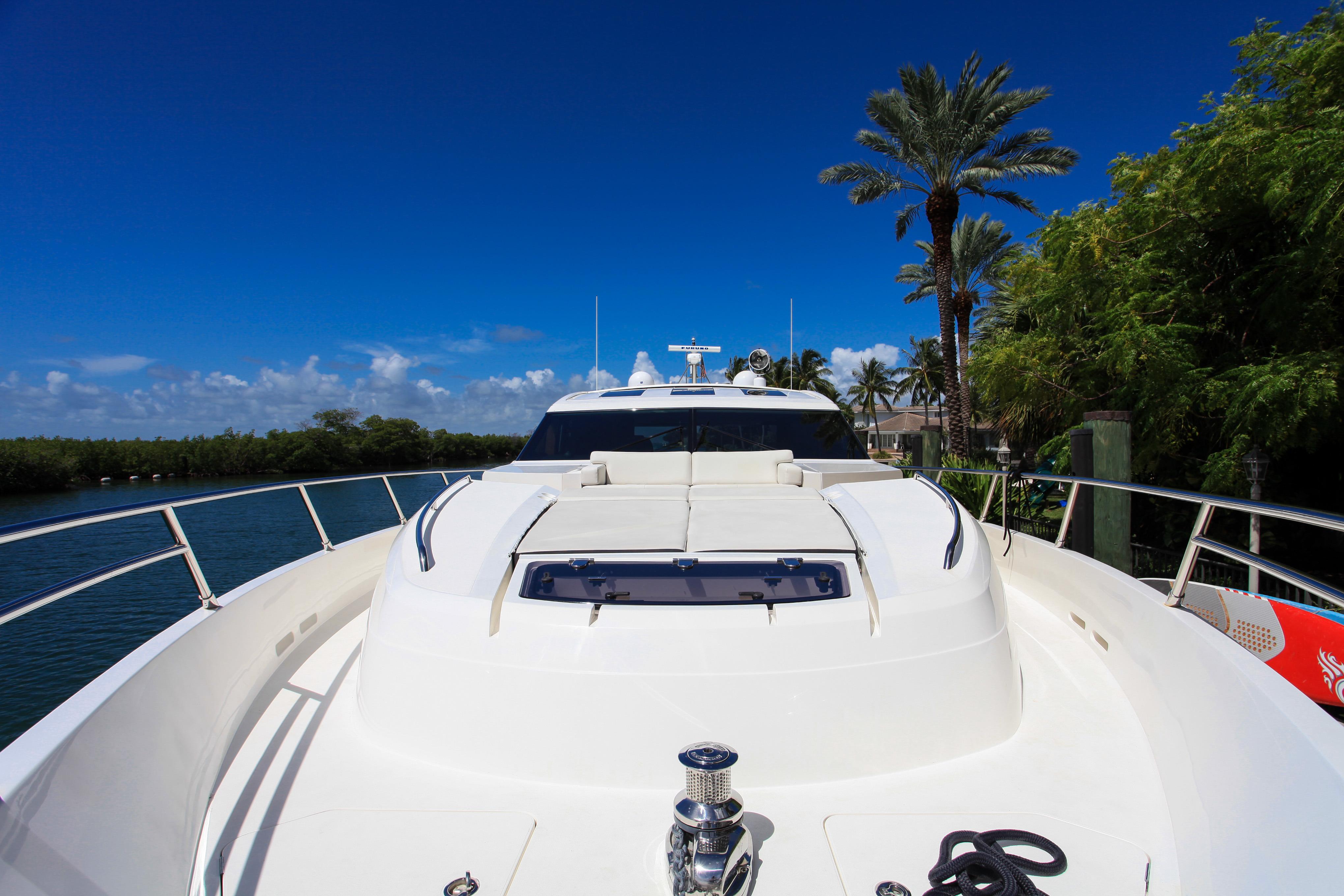 2013 Viking Yachts Princess V72 — 72FT Viking 2013