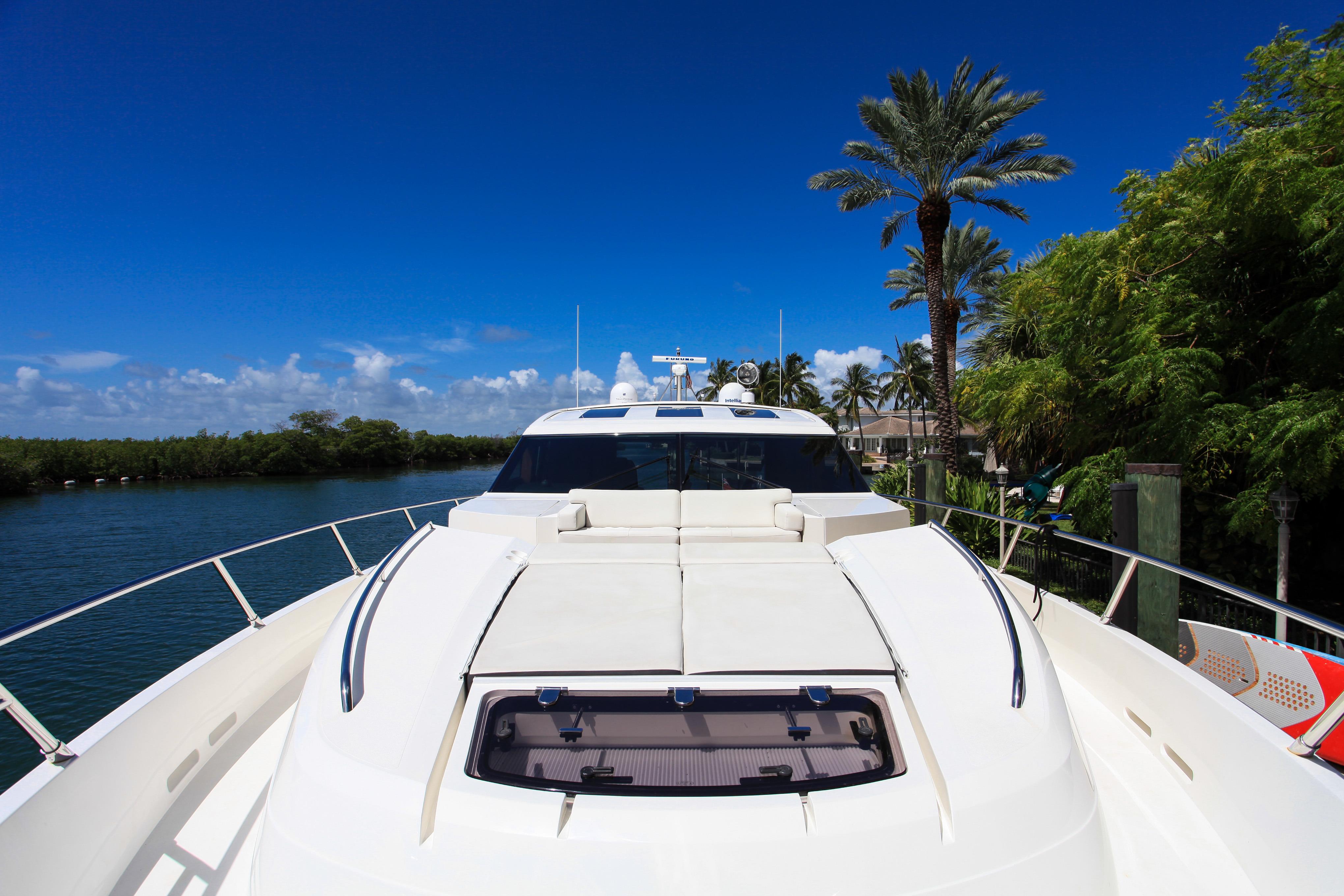 2013 Viking Yachts Princess V72 — 72FT Viking 2013