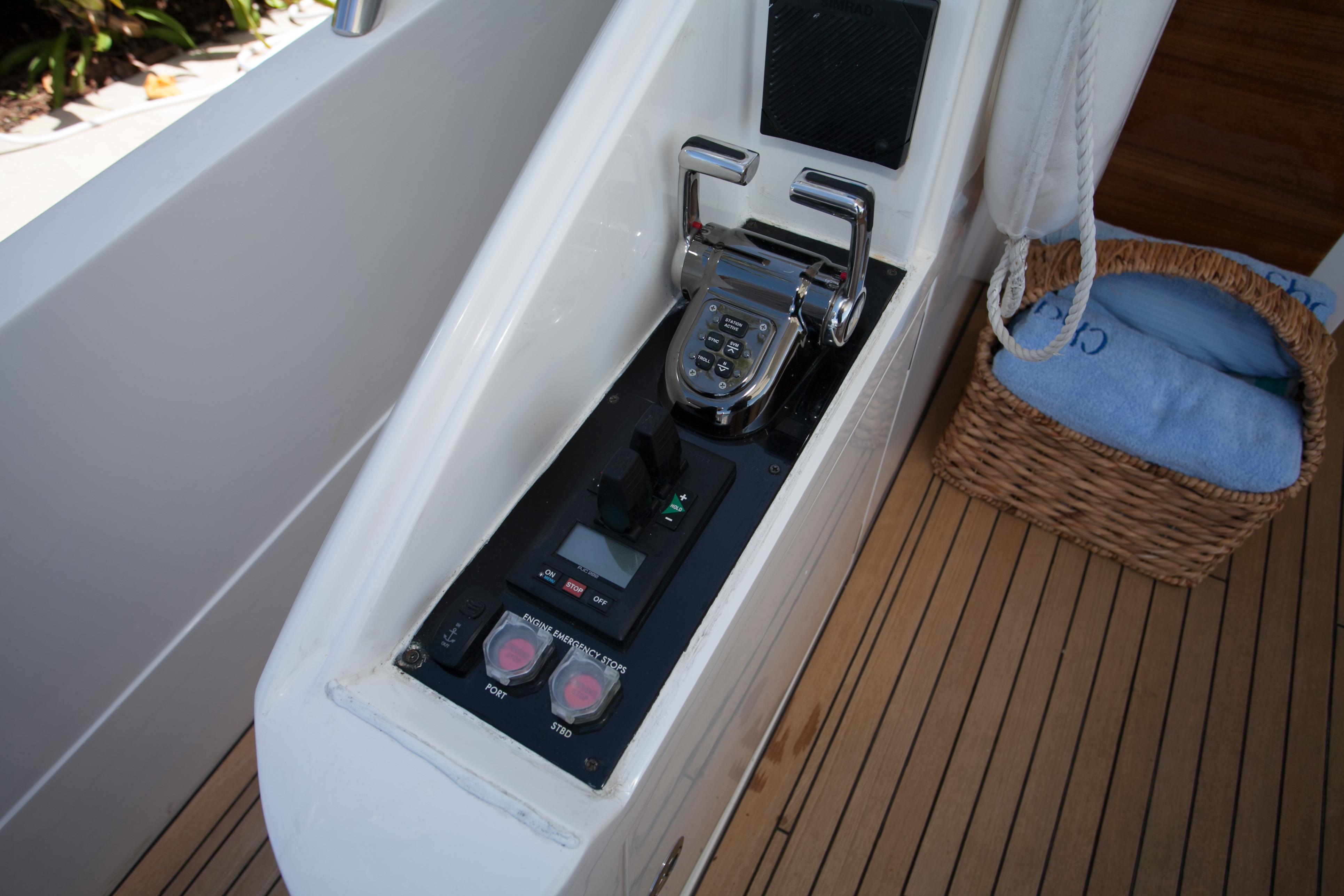 2013 Viking Yachts Princess V72 — 72FT Viking 2013