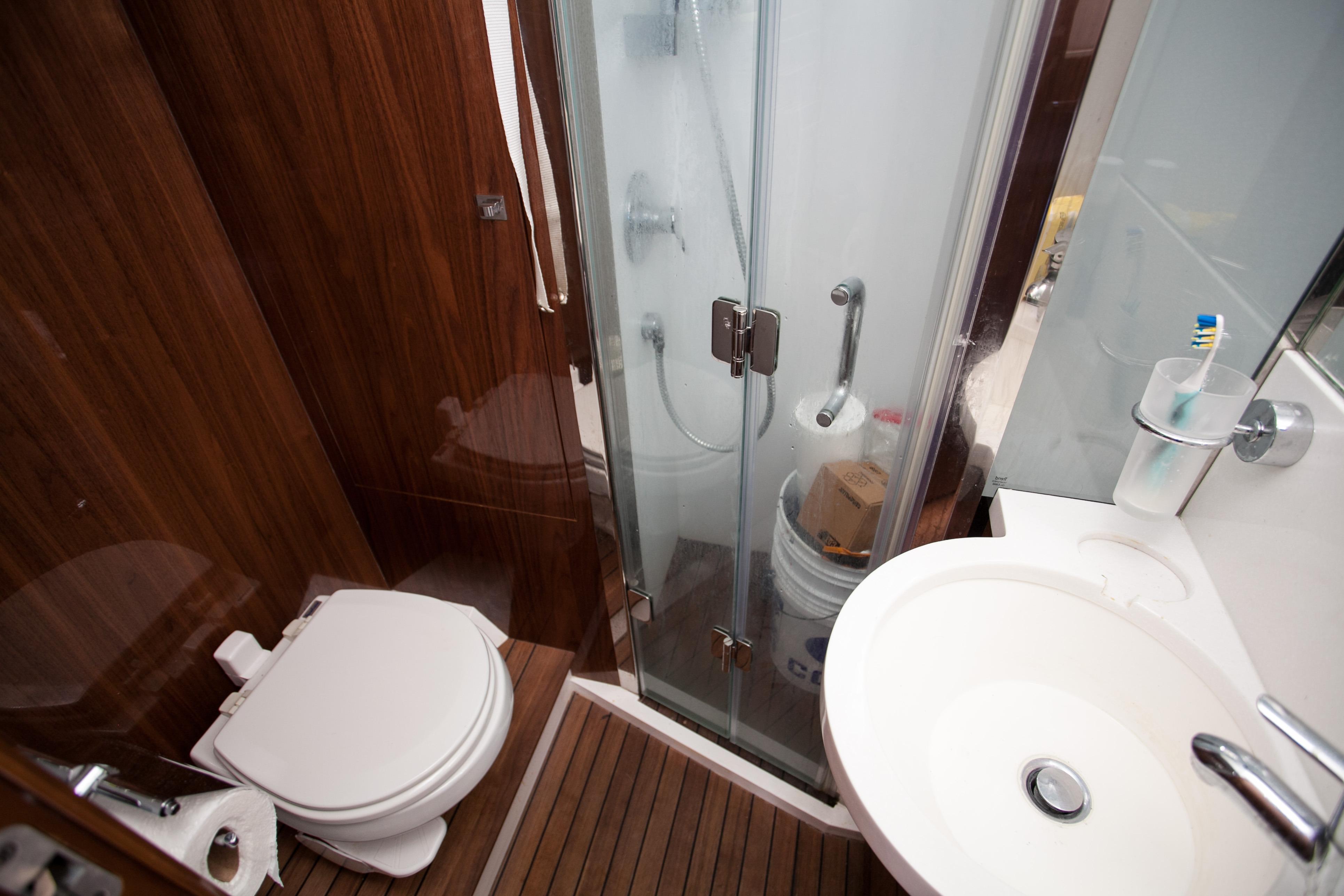 2013 Viking Yachts Princess V72 — 72FT Viking 2013