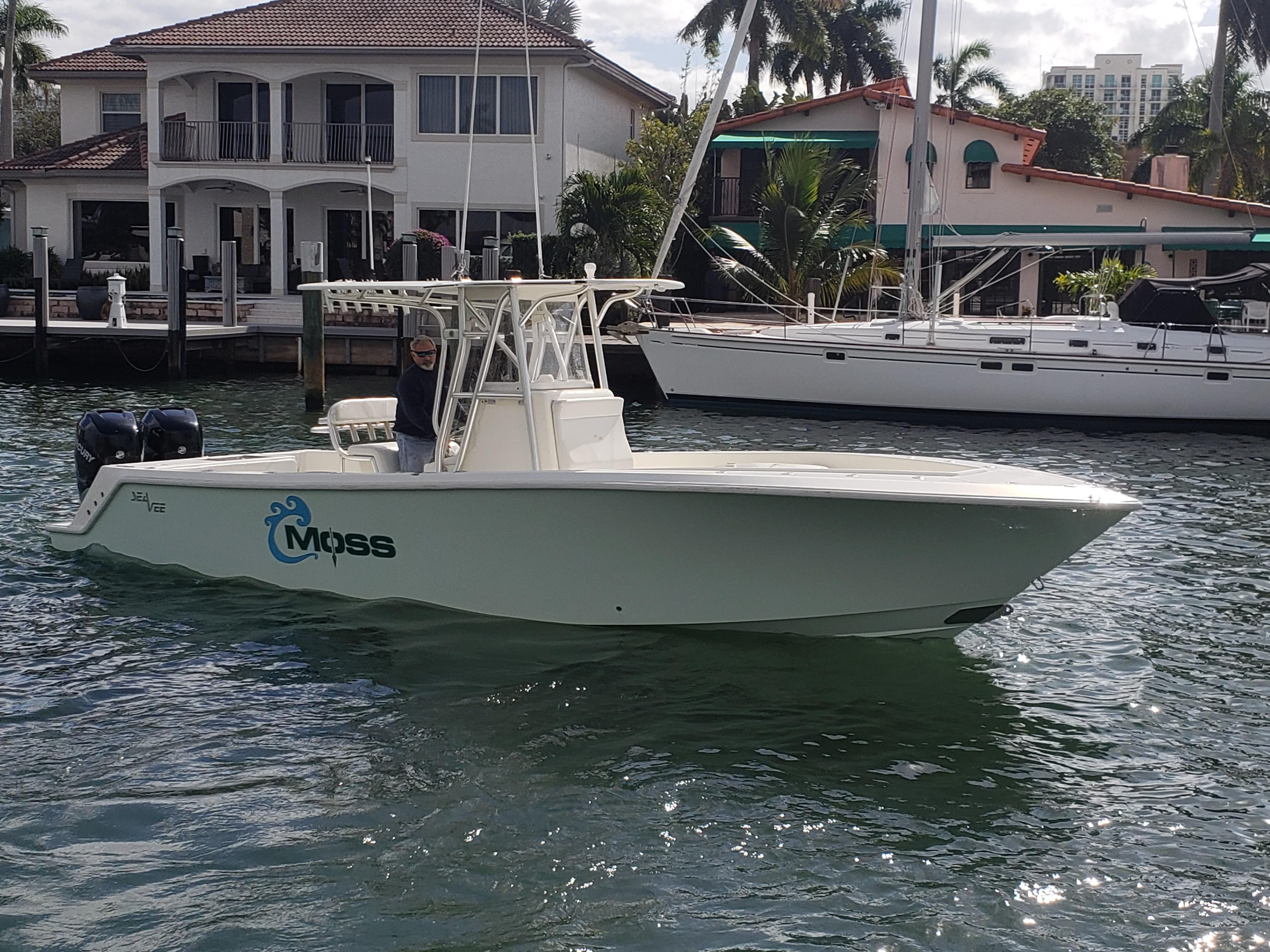 Cmoss Seavee 2014 290b 29 Yacht for Sale in US