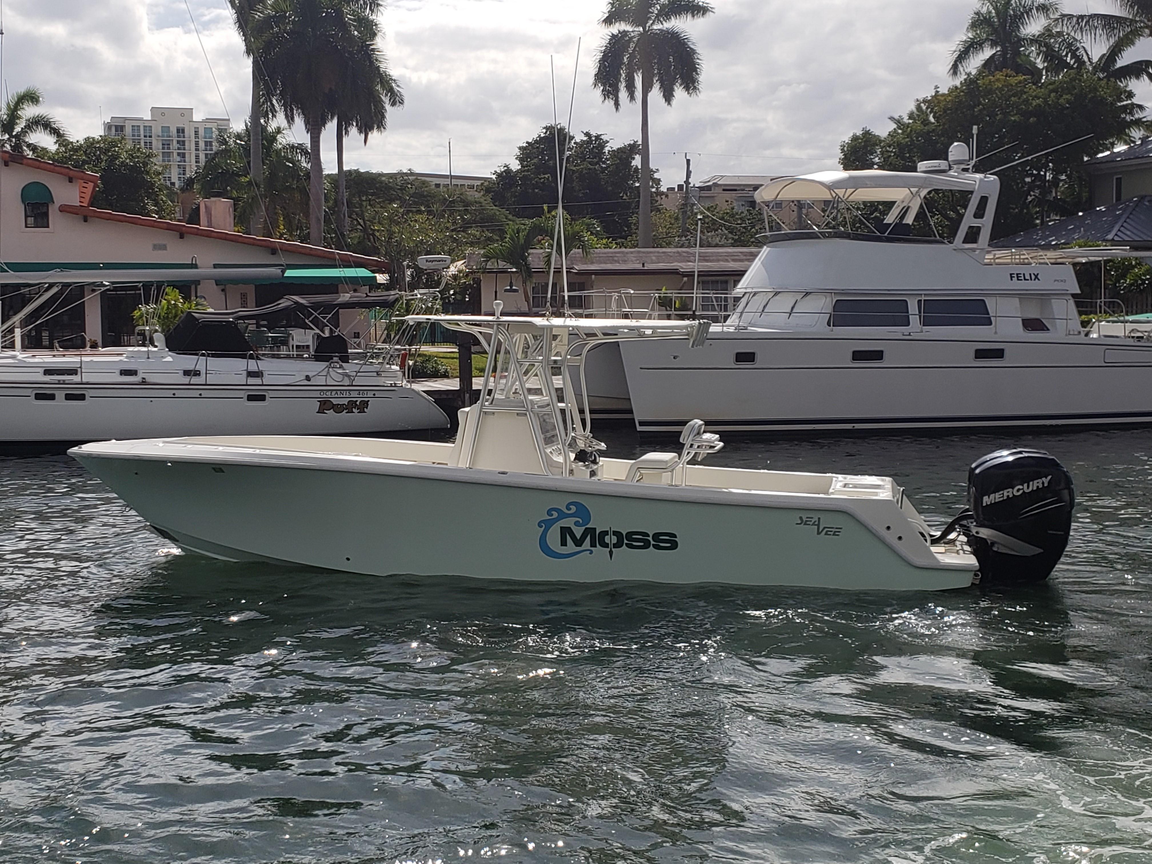 Cmoss Seavee 2014 290b 29 Yacht for Sale in US