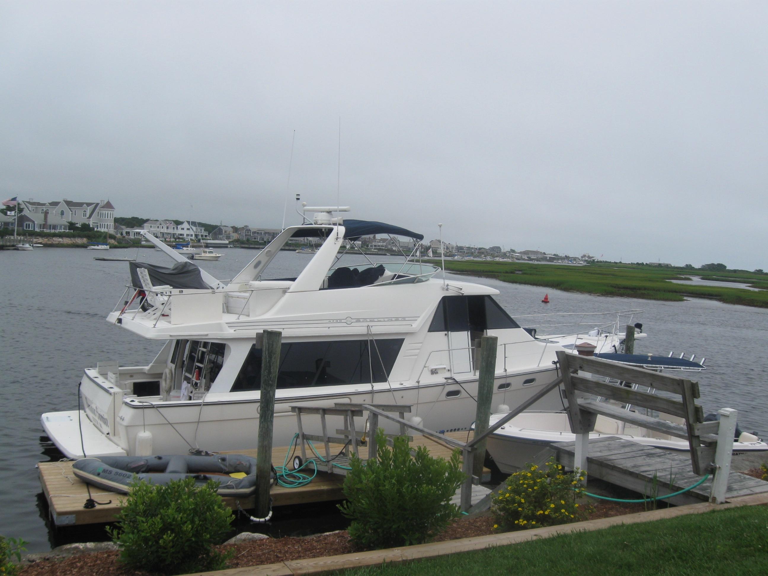 Common Carrier Yacht for Sale 47 Bayliner Yachts Braintree, MA