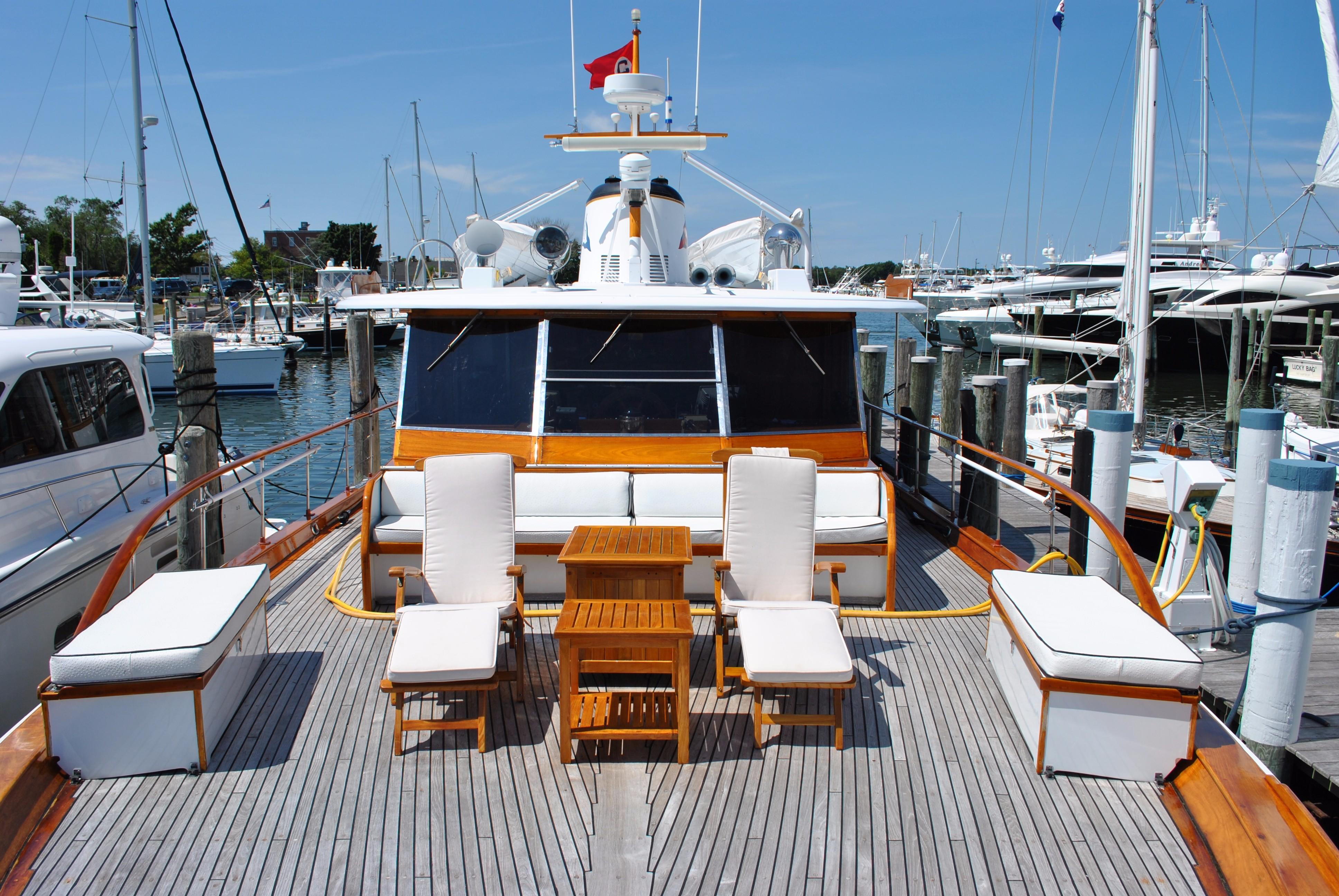 trumpy yachts for charter