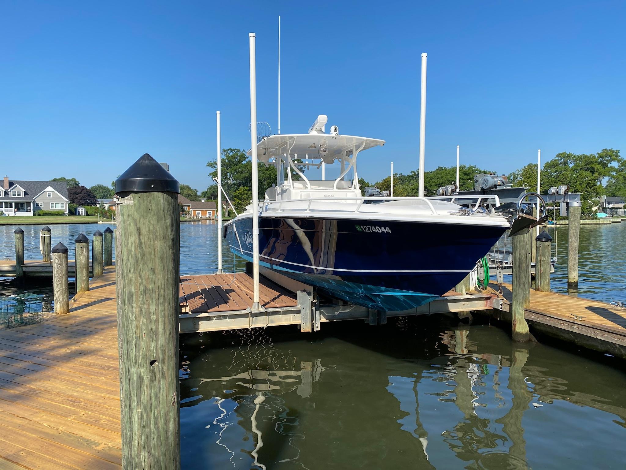 35 Marlin Yachts 0 FM 2017 HMY Yachts