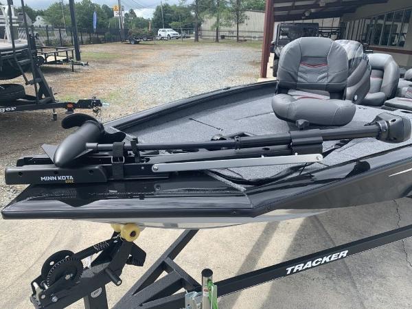 2021 Tracker Boats boat for sale, model of the boat is Pro Team™ 190 TX & Image # 6 of 9