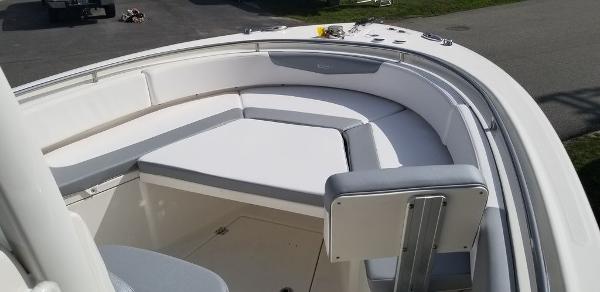 2021 Robalo boat for sale, model of the boat is R242 & Image # 12 of 24