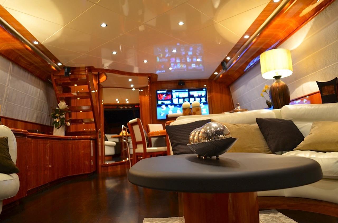2002 Canados 80S Yacht For Sale in Sicily 2002 Canados 80S Yacht For Sale in Sicily