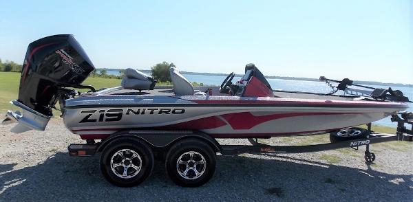 2020 Nitro boat for sale, model of the boat is Z19 Pro & Image # 2 of 12