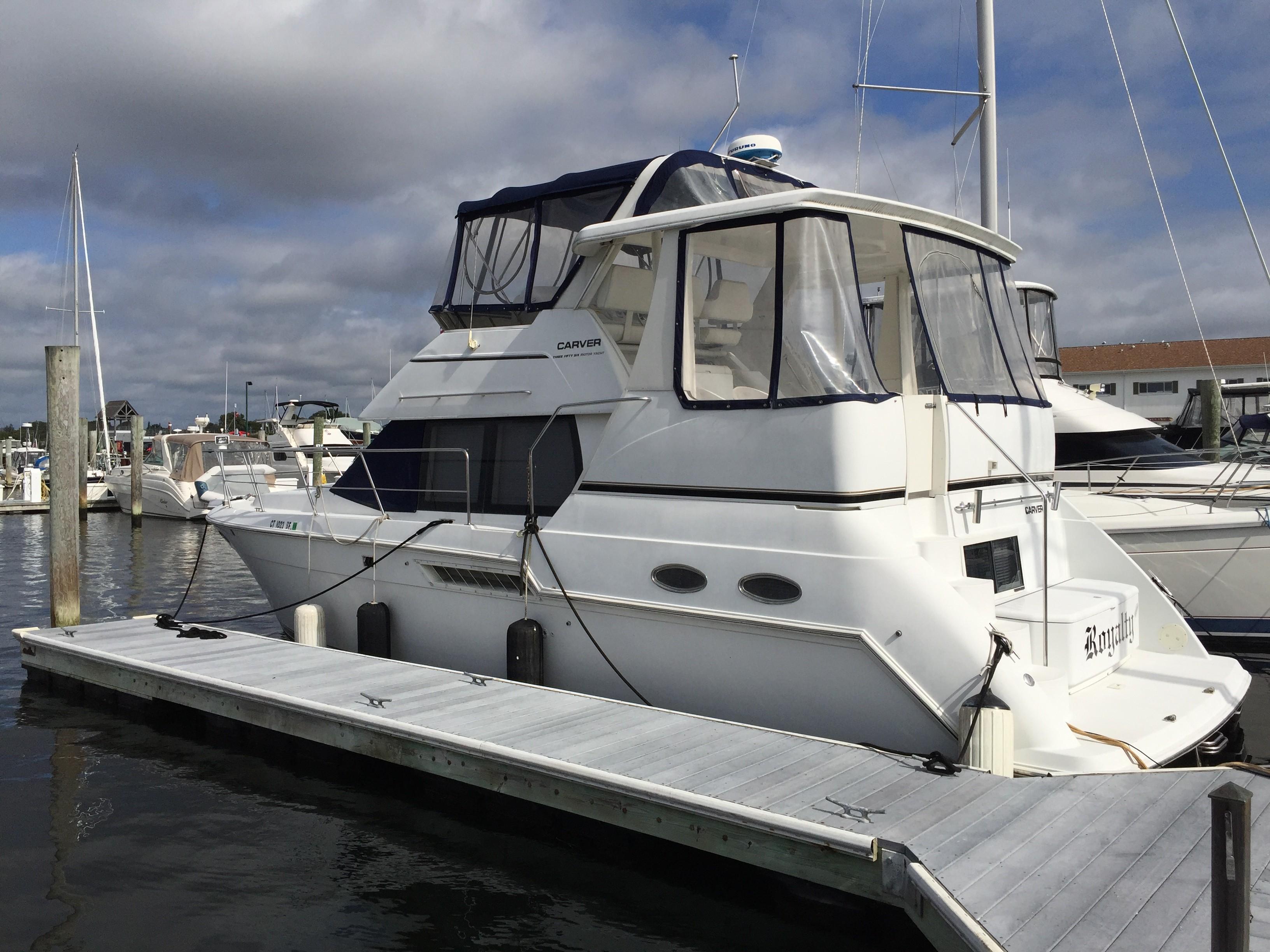 2000 Carver 356 Aft Cabin Motor Yacht Mystic United States