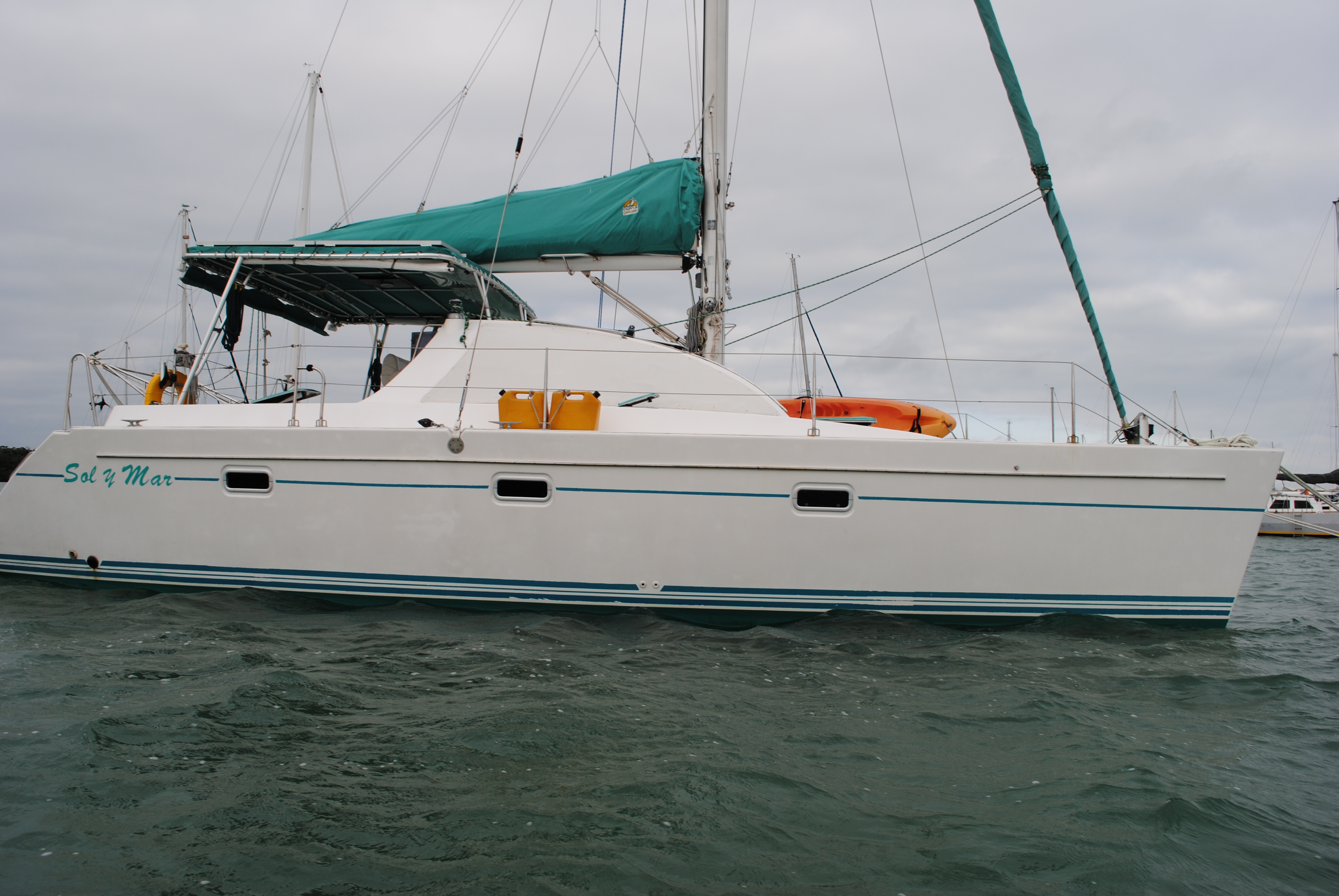 Sol Y Mar Lagoon 1993 Lagoon 37 Tpi 37 Yacht for Sale in US