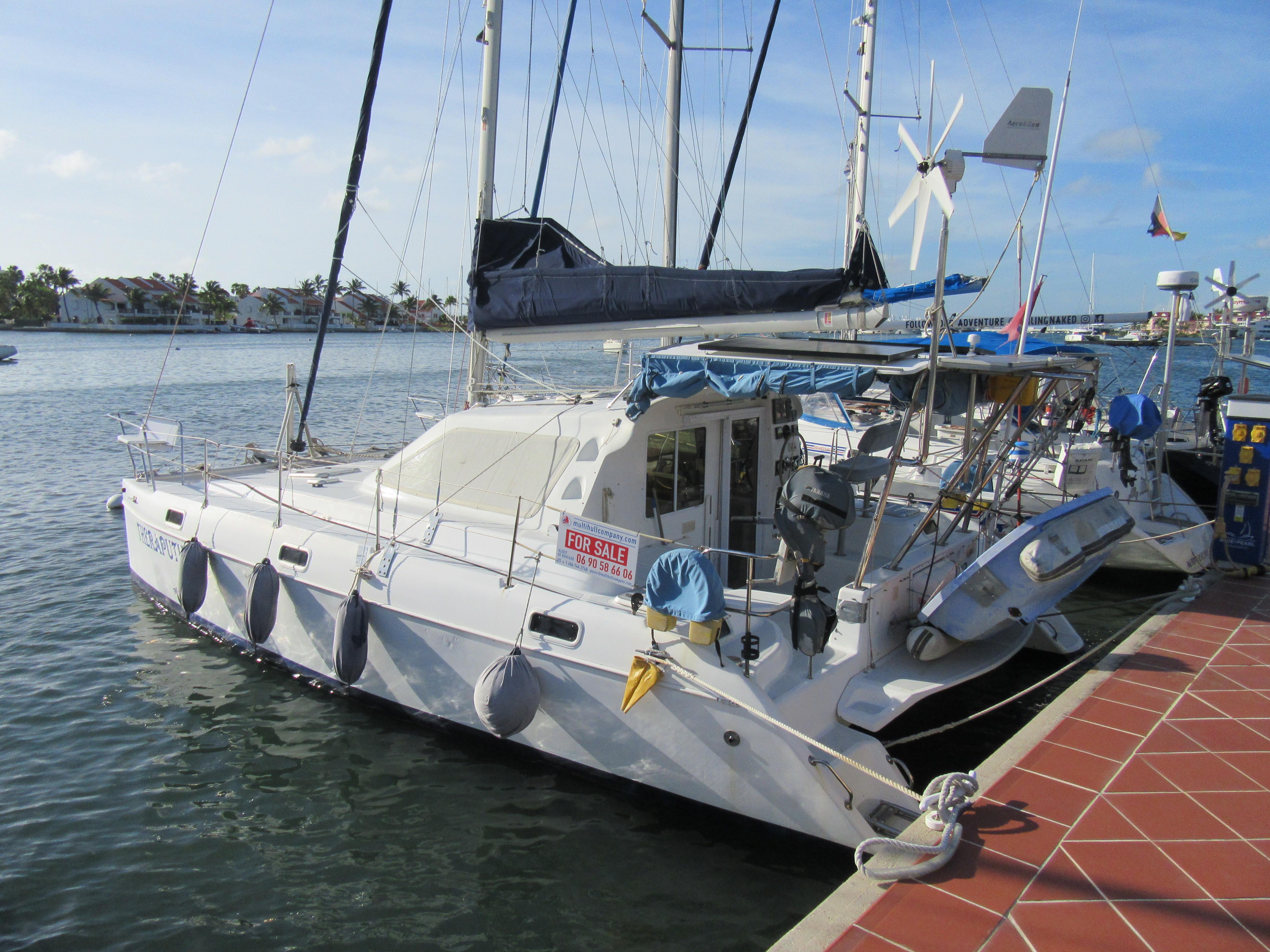 sailing catamaran under 40 feet