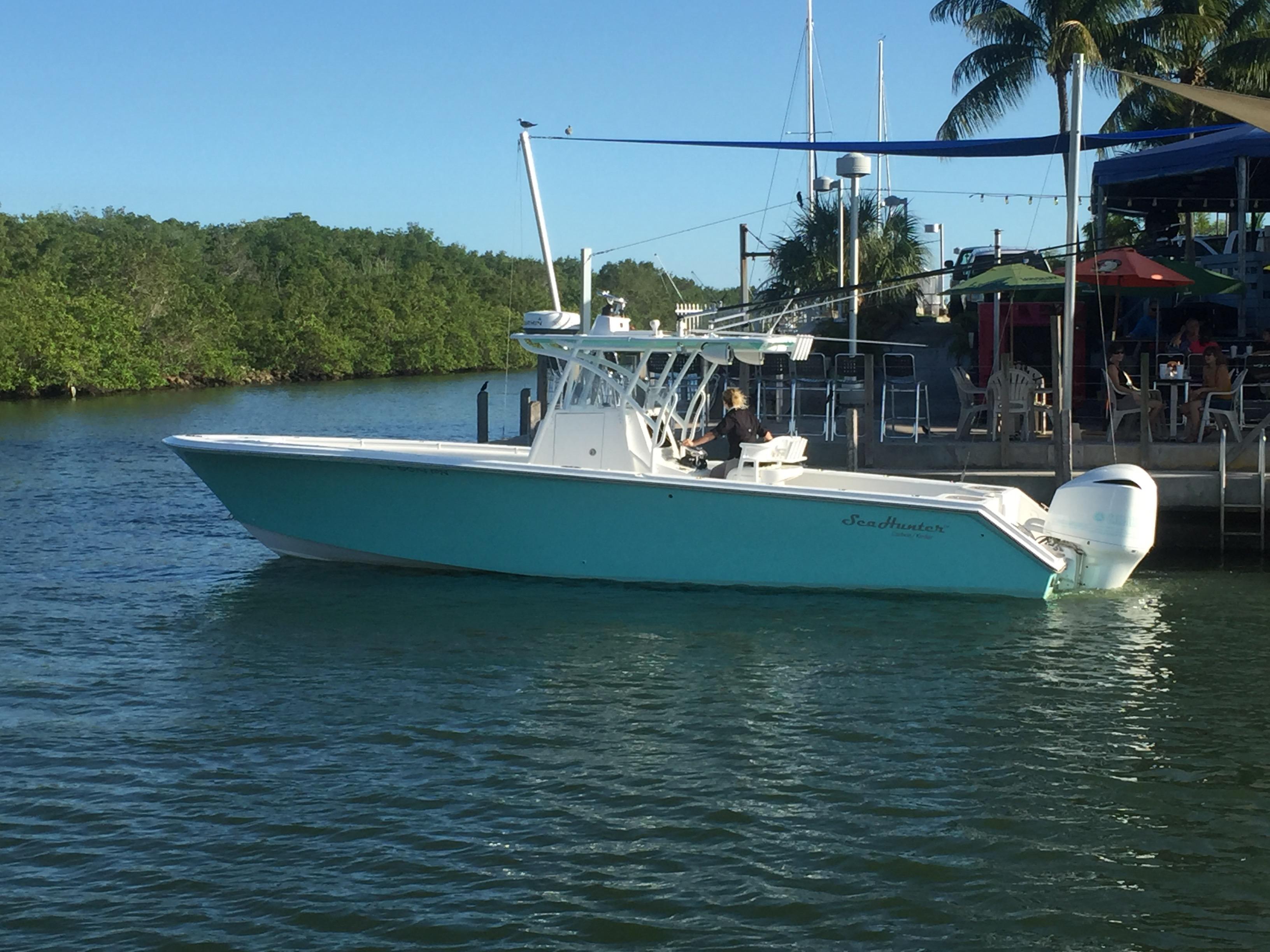 2014 SeaHunter 32