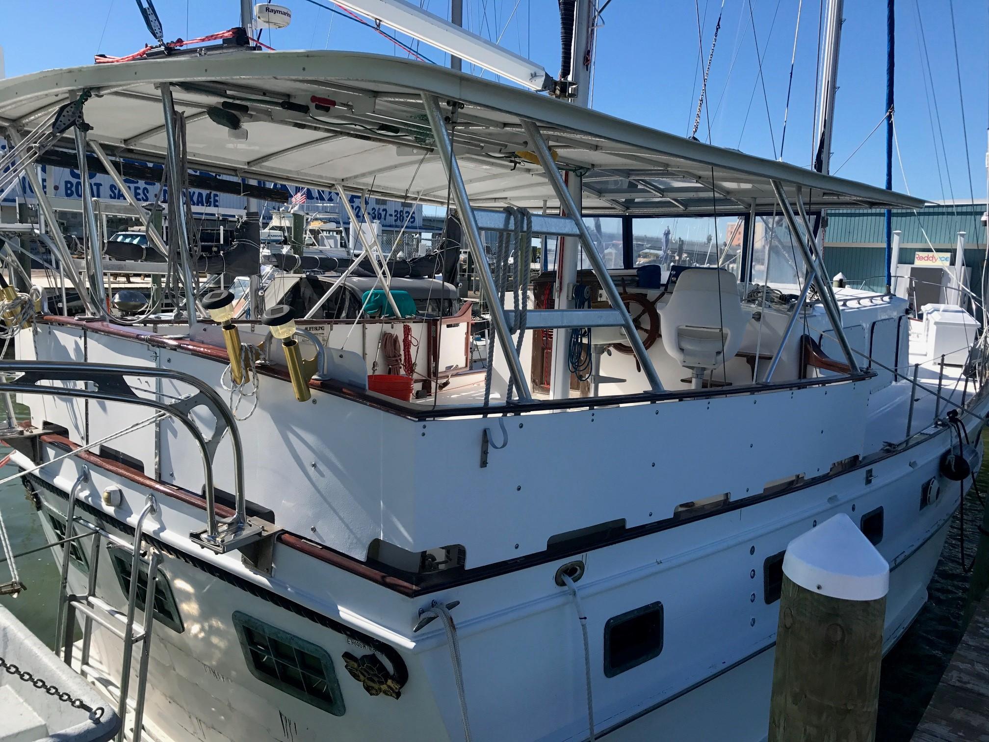 Titans's Siren Island Trader 1981 46 Motor Sailer 46 Yacht for Sale in US