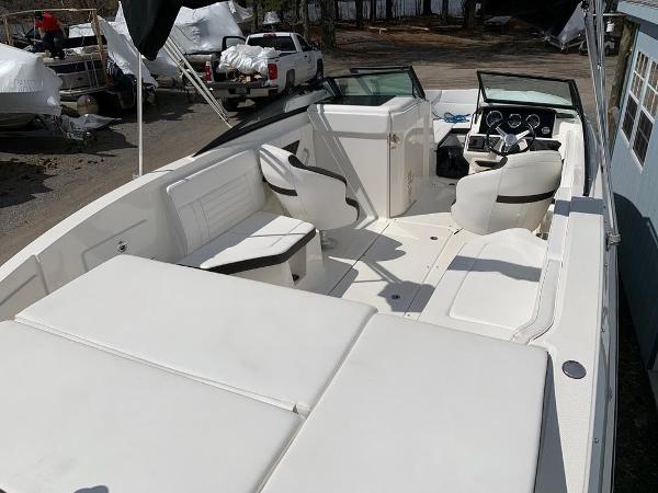 2019 Sea Ray boat for sale, model of the boat is SPX 230 OB & Image # 10 of 13