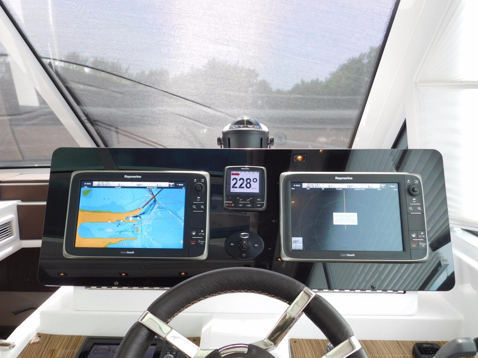 2013 Cruiser Yachts Cantius
