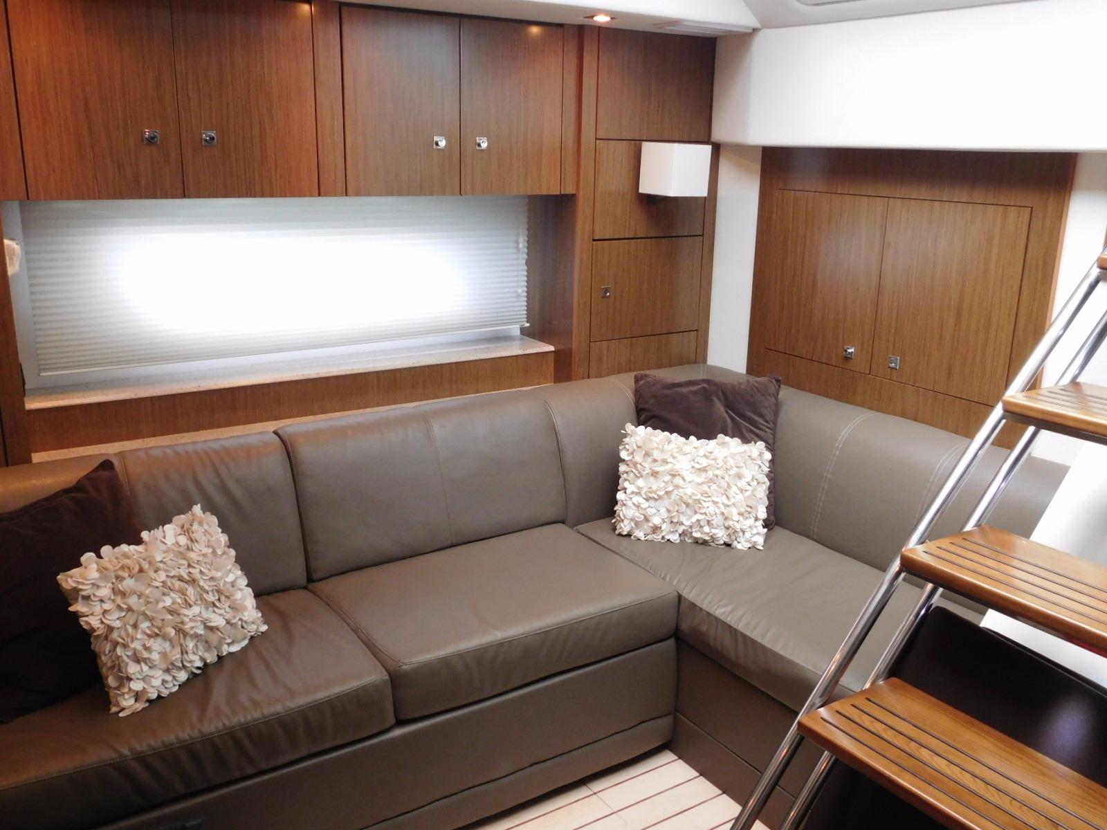 2013 Cruiser Yachts Cantius