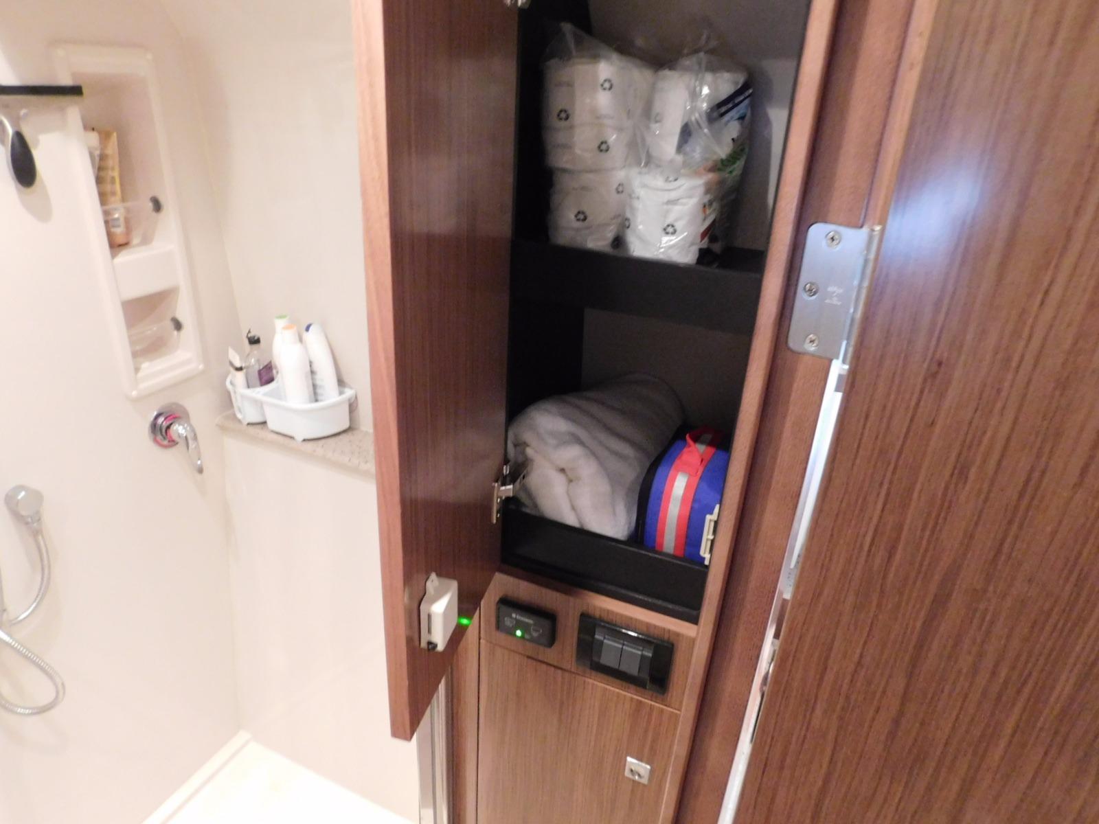 2013 Cruiser Yachts Cantius