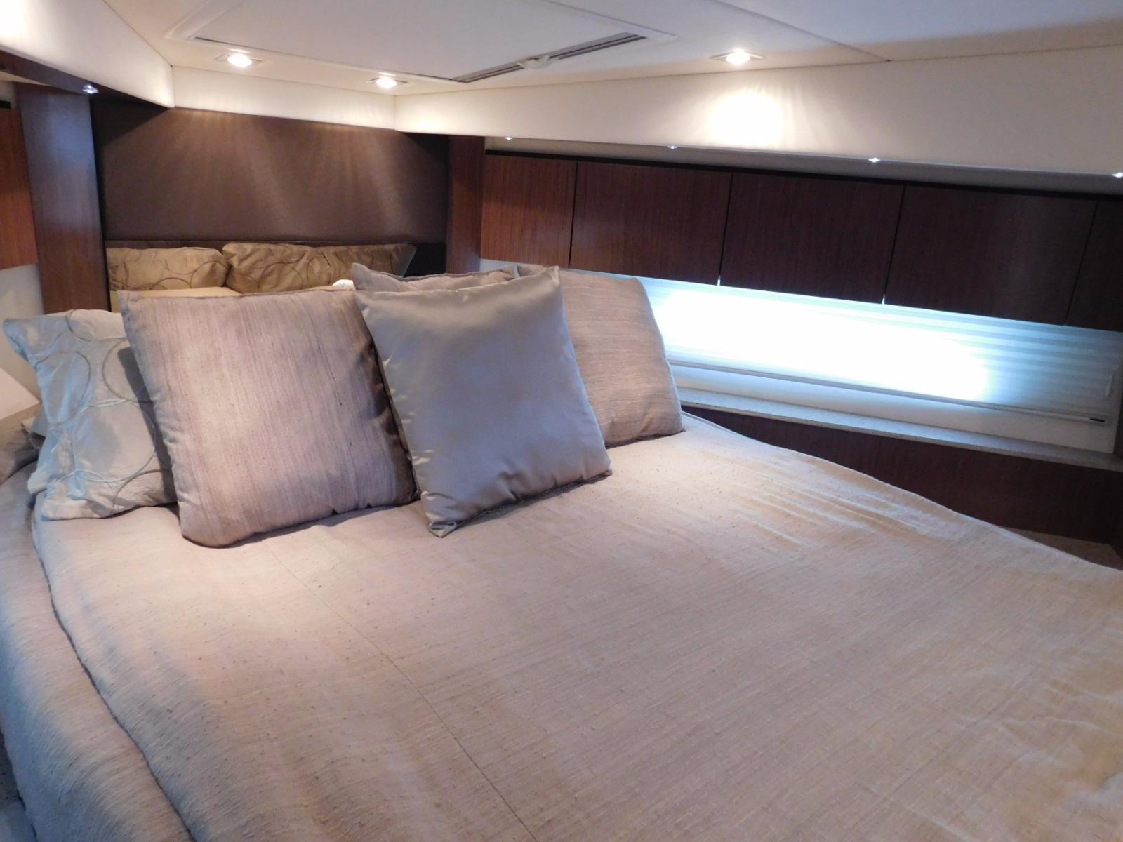 2013 Cruiser Yachts Cantius