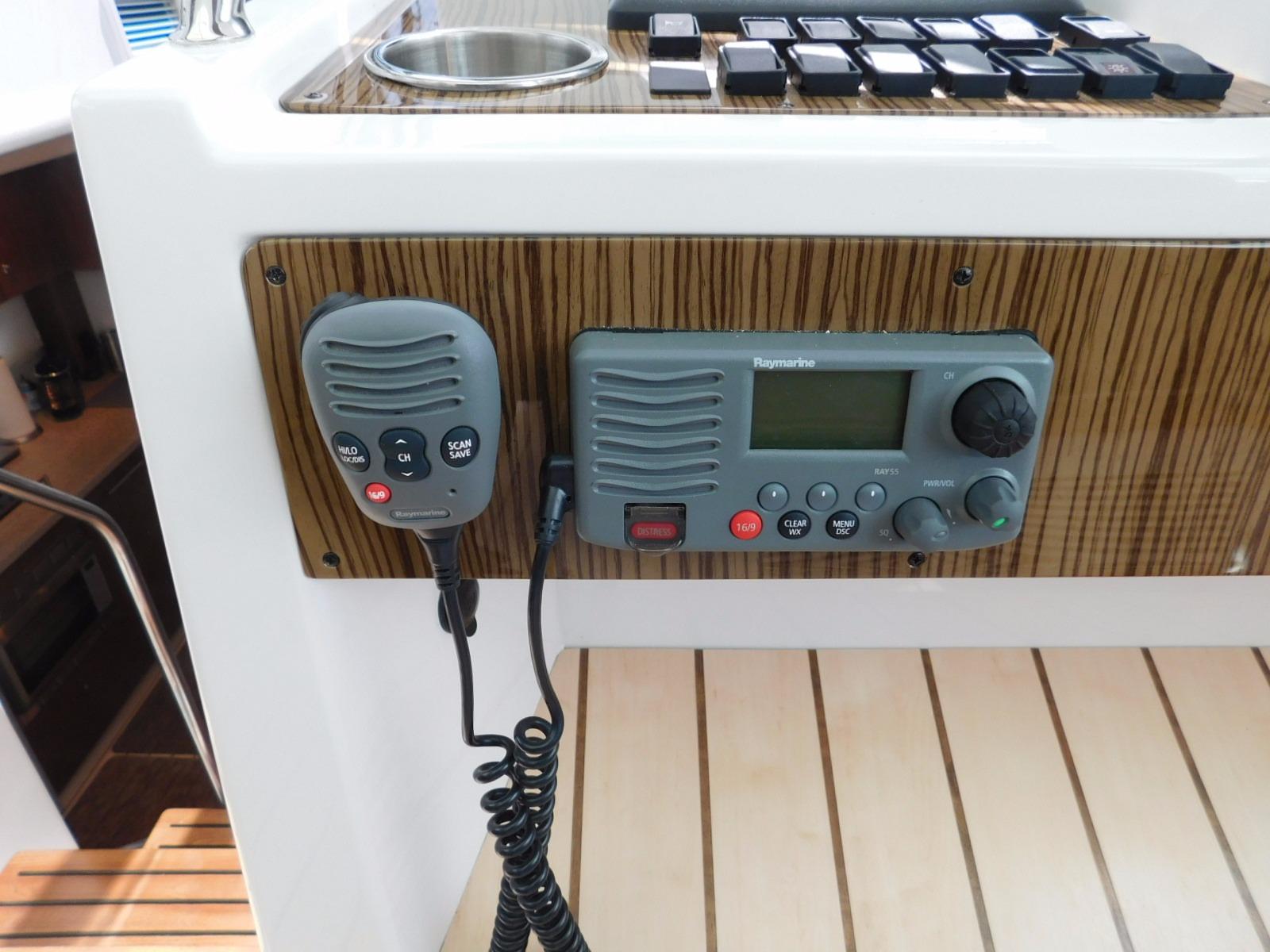 2013 Cruiser Yachts Cantius
