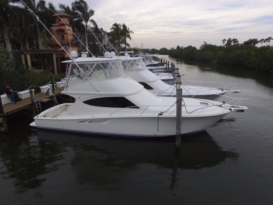 R2D2 2011 Tiara Yachts 4800 Convertible Yacht For Sale in Miami FL R2D2 2011 Tiara Yachts 4800 Convertible Yacht For Sale in Miami FL