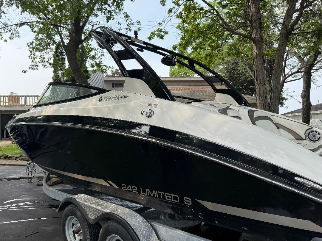 Used 2015 Yamaha Boats 242 Limited S, 48725 Caseville - Boat Trader