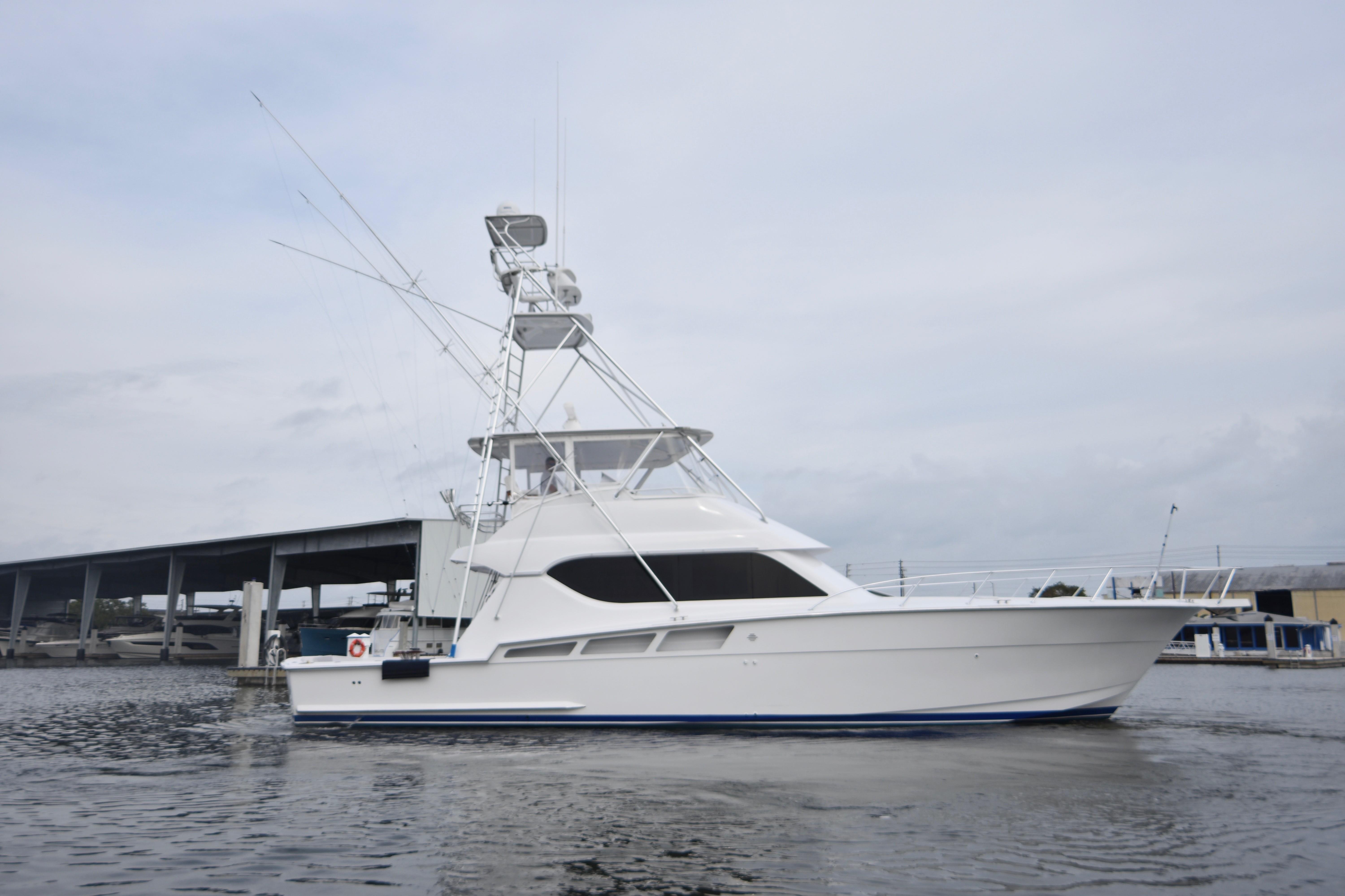 55 ft hatteras motor yacht