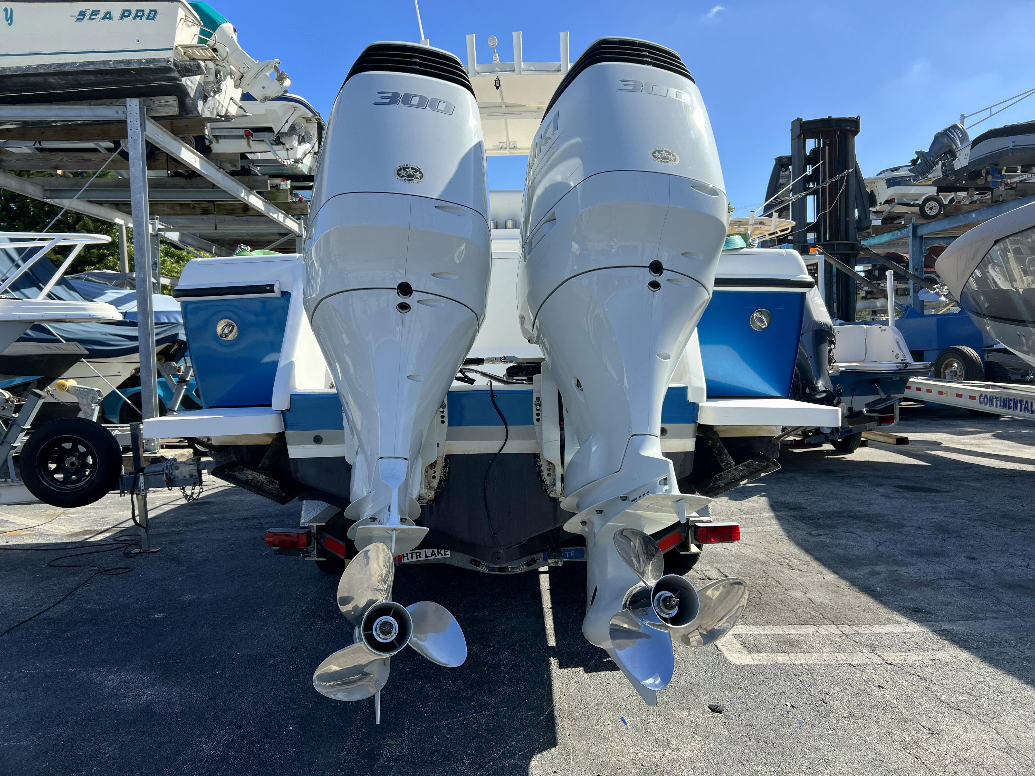 2003-intrepid-323-cuddy-280936