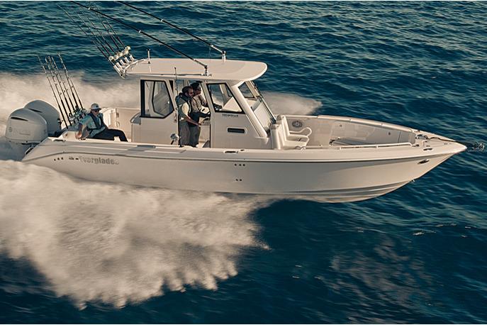 2015 Everglades 295 Pilot — Manufacturer Provided Image