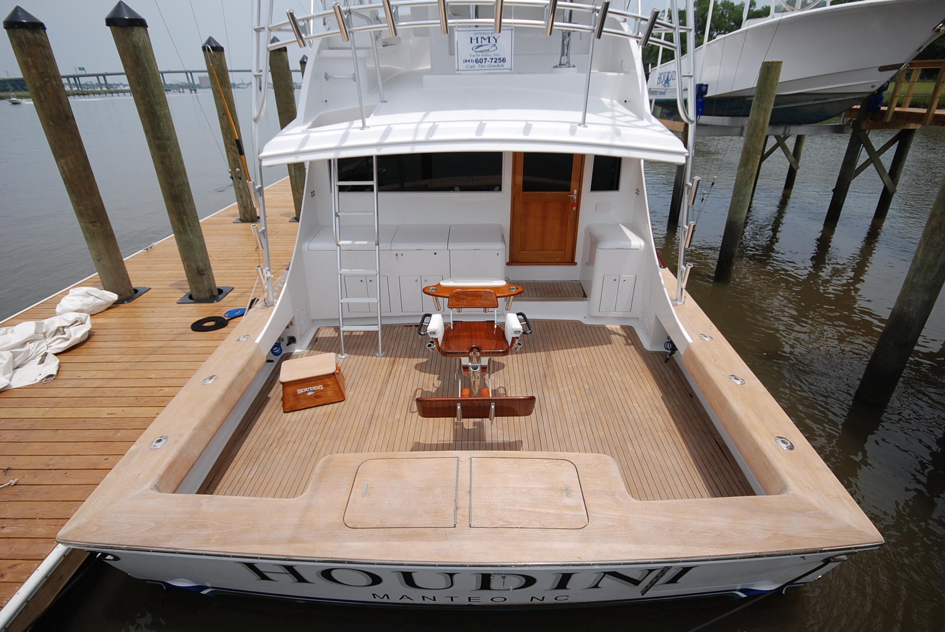 61 Gwaltney Custom Carolina 2001 "Houdini" | HMY Yachts