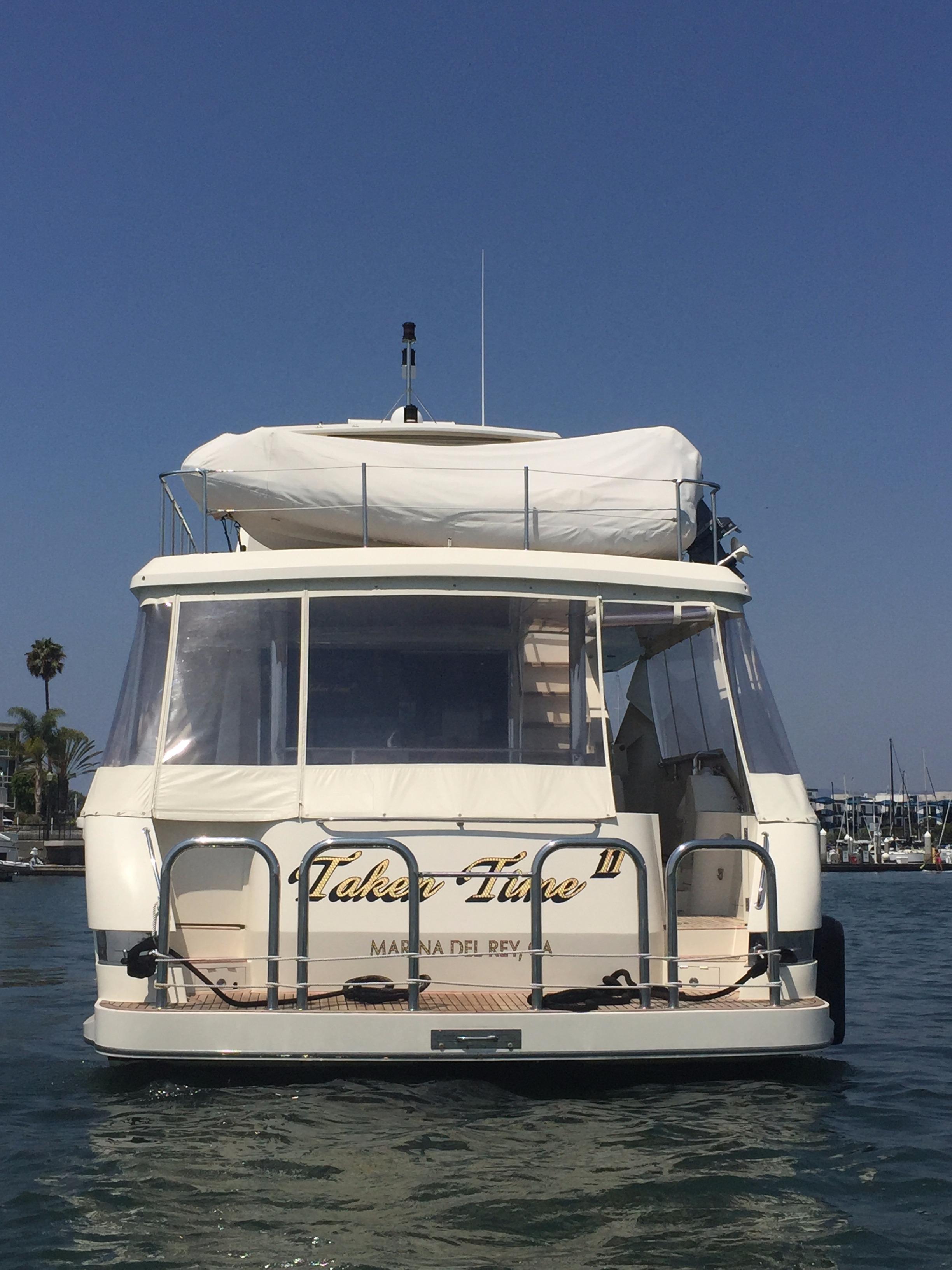 2006 Hampton Skylounge Yacht For Sale in Marina Del Rey CA 2006 Hampton Skylounge Yacht For Sale in Marina Del Rey CA